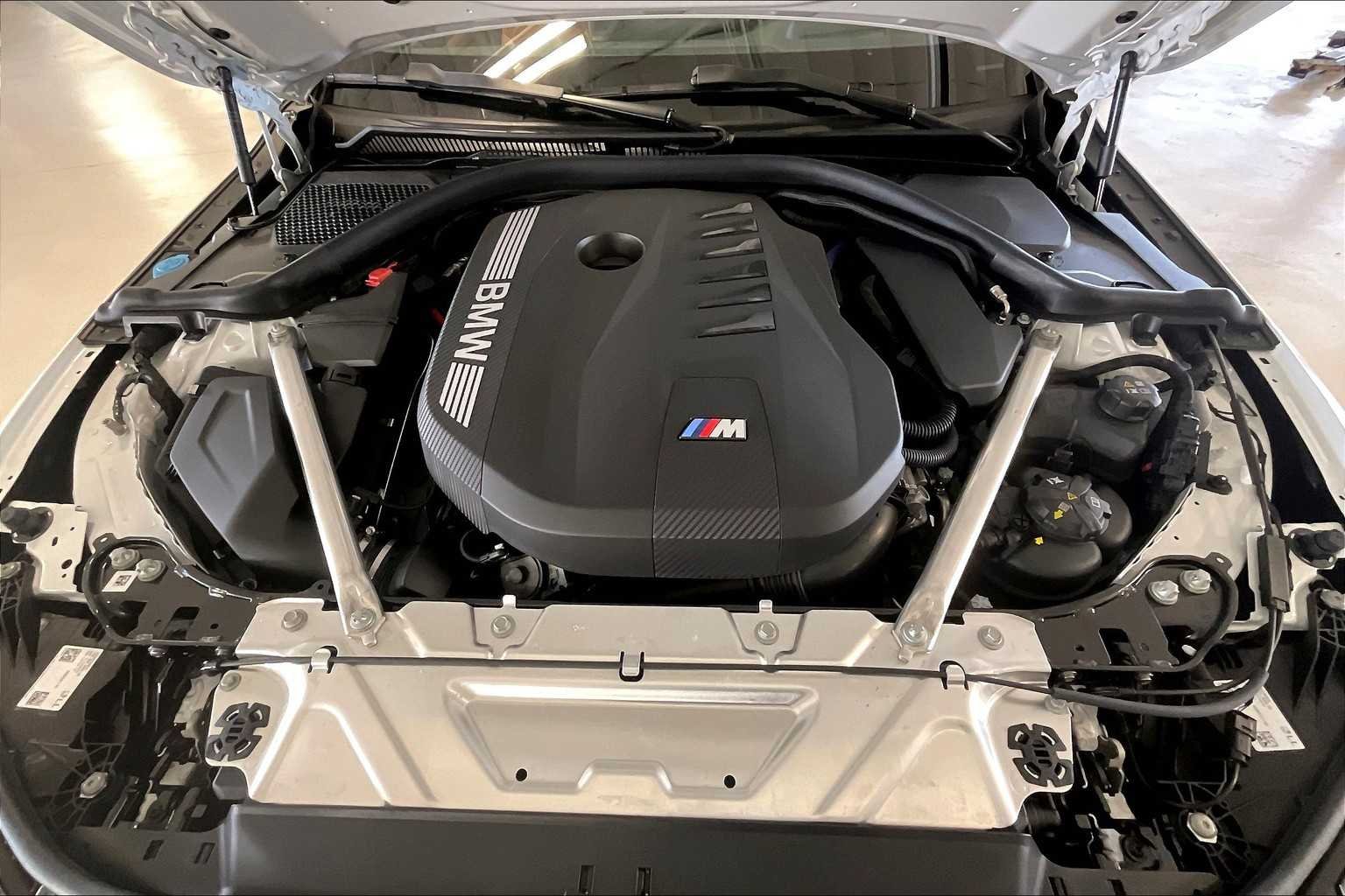 Used 2026 Mineral White Metallic BMW M440i xDrive image 16