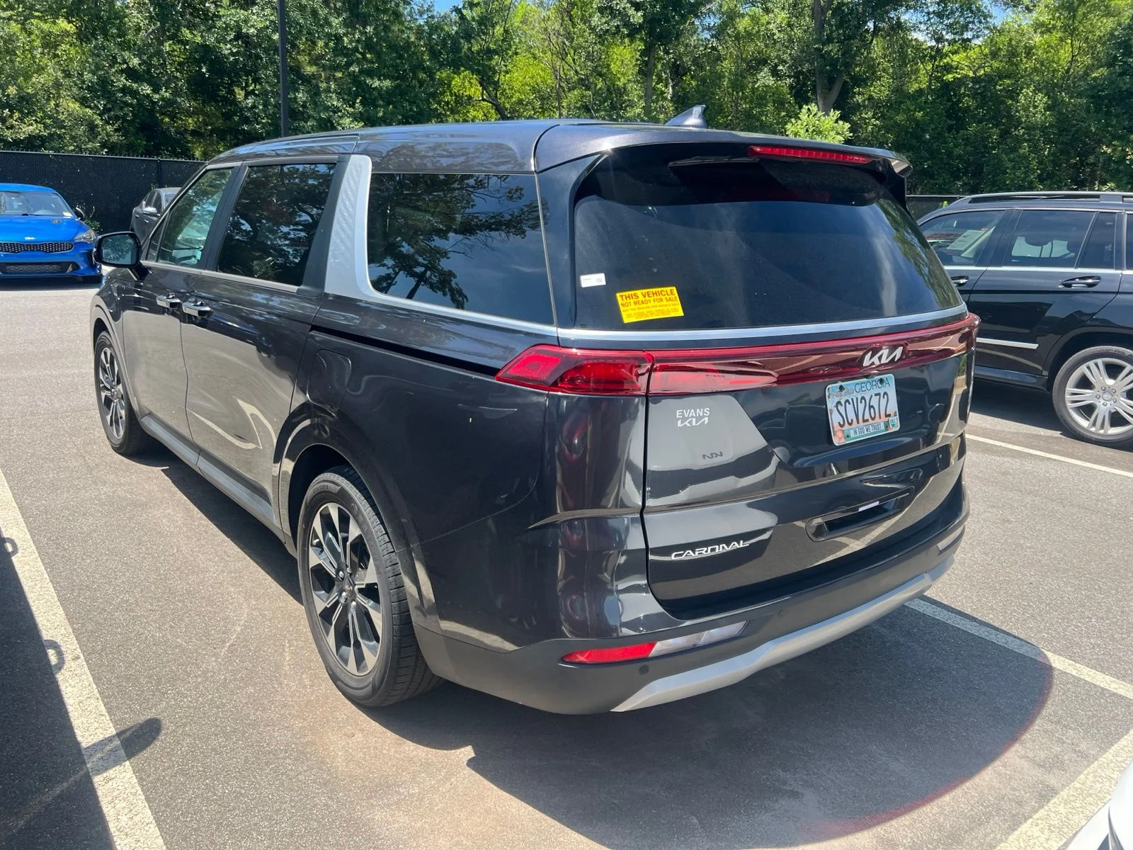 Used 2024 Gray Kia EX image 6