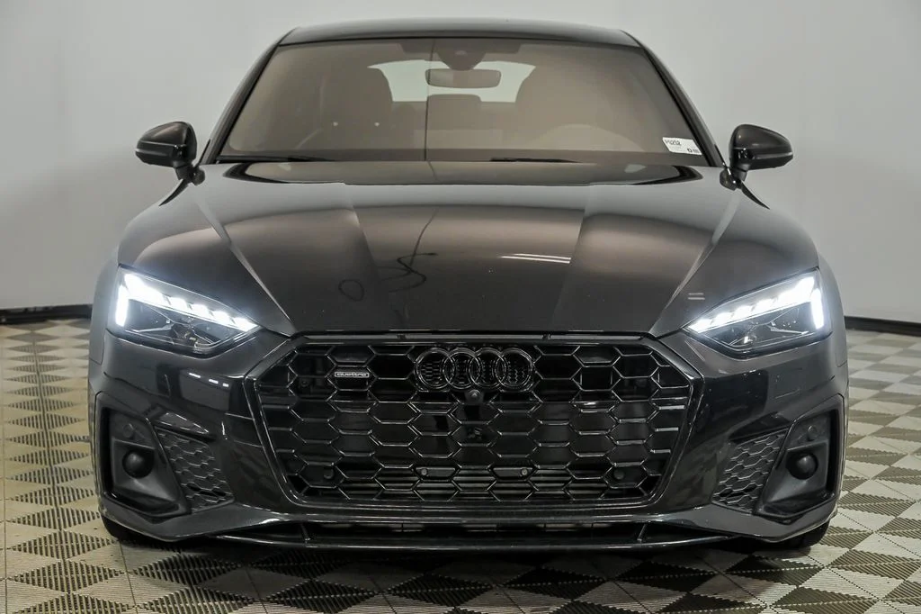Used 2023 Black Audi 45 S line Prestige image 4