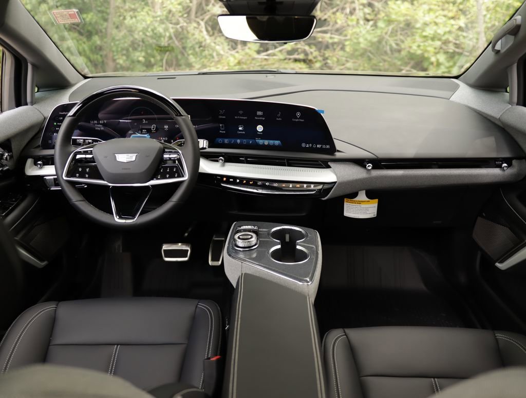 2026 Cadillac OPTIQ Sport - Photo 23