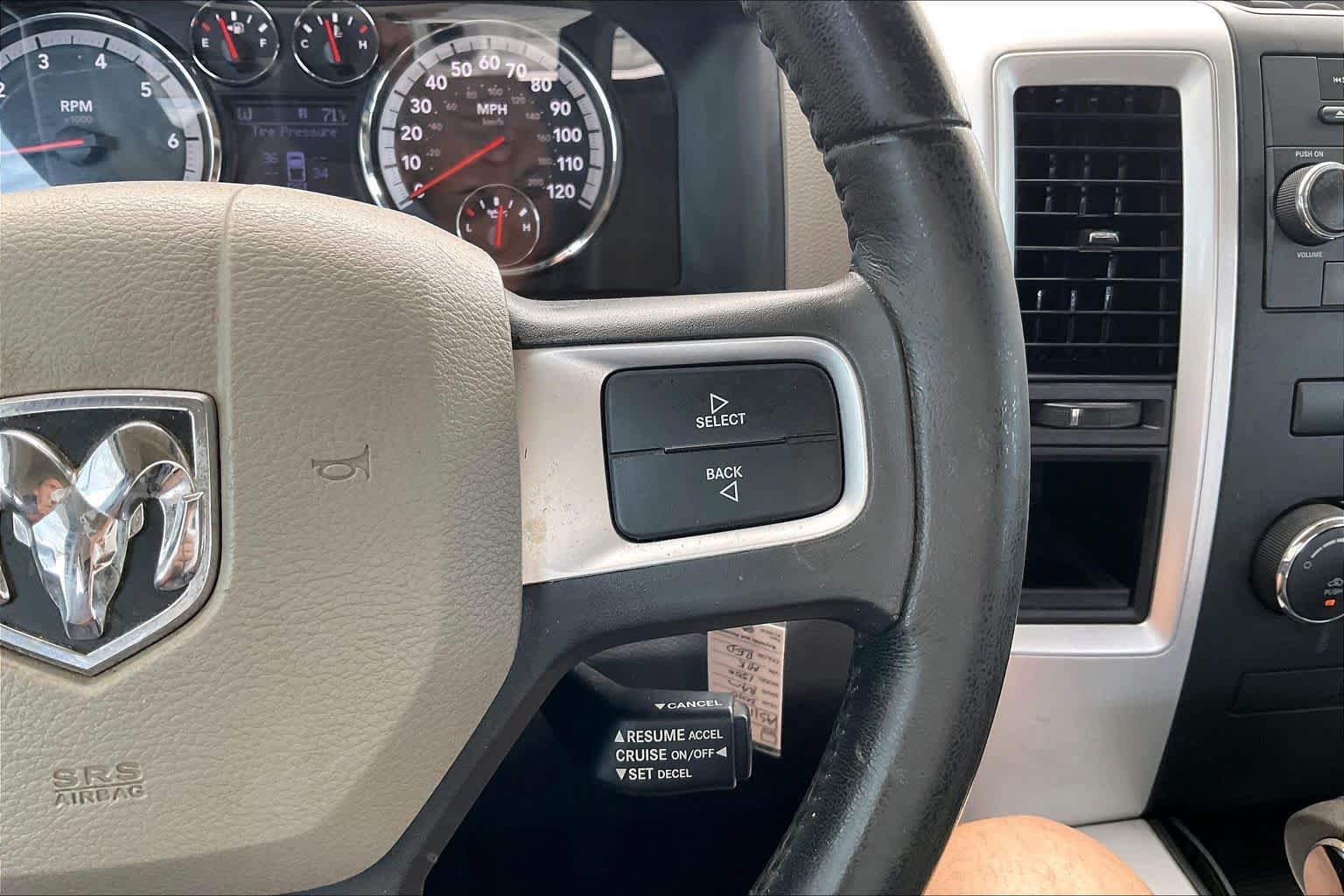 Used 2010 Inferno Red Crystal Pearl Dodge SLT image 23