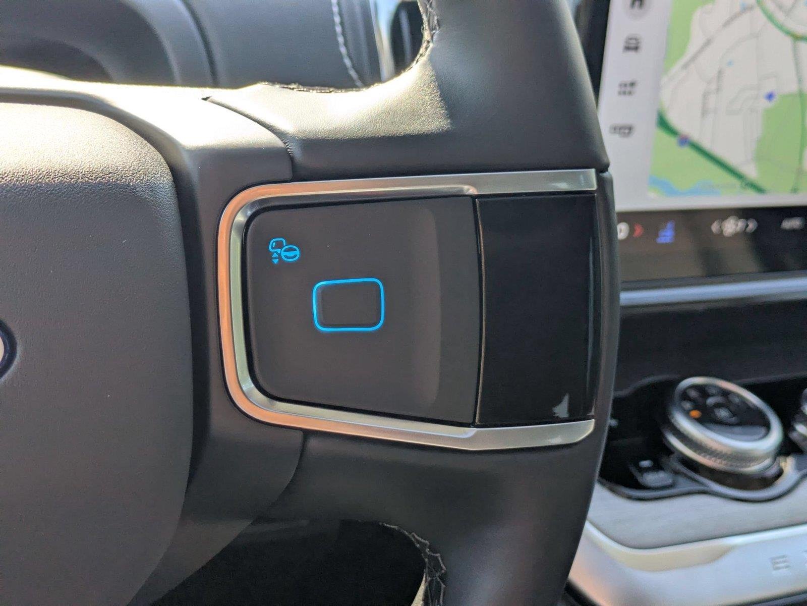 New 2027 Glacier Gray Metallic Tri-Coat Ford MAX Platinum image 18