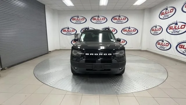 New 2026 Shadow Black Ford Outer Banks image 4
