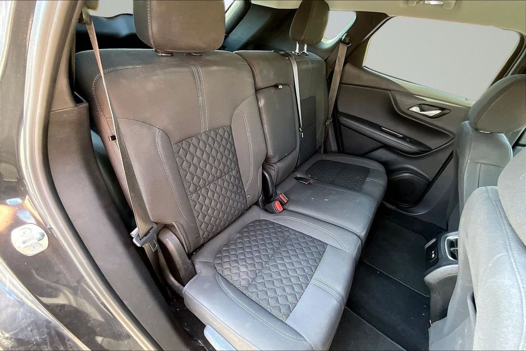 Used 2022 Gray Chevrolet LT image 25