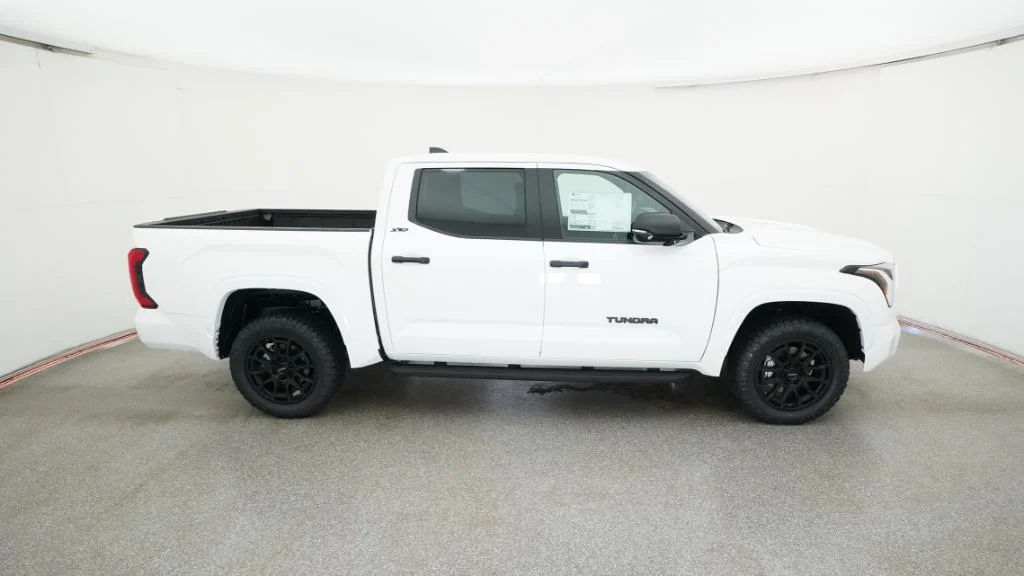 New 2026 Ice Cap Toyota SR5 image 18