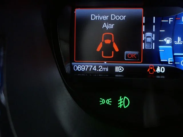 Certified Used 2023 Gray Ford Lariat image 24