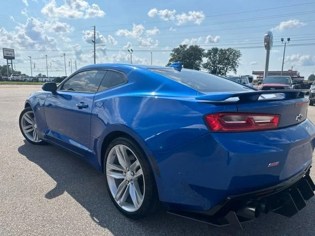 Used 2017 Hyper Blue Metallic Chevrolet SS image 19