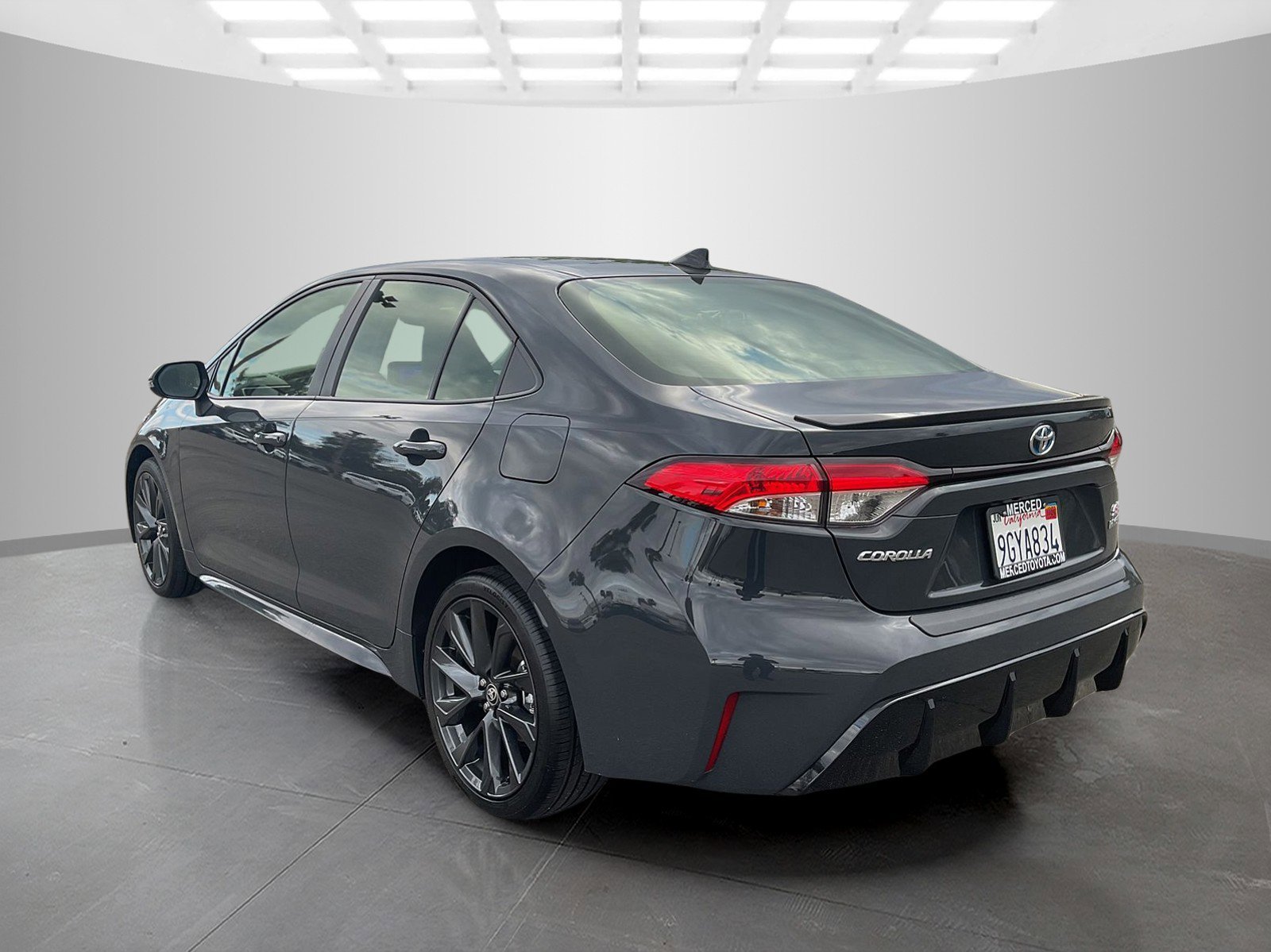 Certified Used 2023 Underground Toyota SE image 3