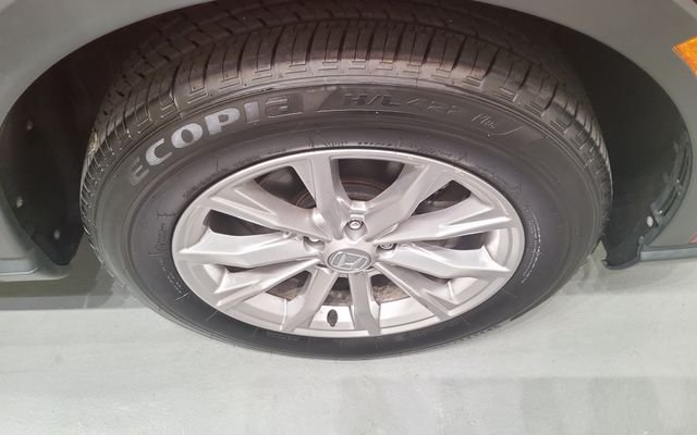 Used 2024 Red Honda EX-L image 34