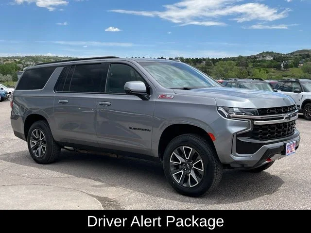 Used 2022 Gray Chevrolet Z71 image 8