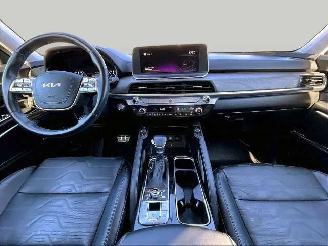Used 2022 Black Kia SX image 10