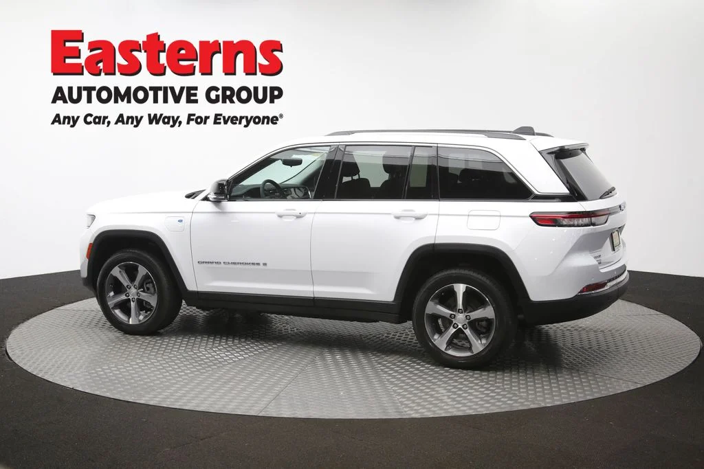 Used 2023 White Jeep 4xe image 64