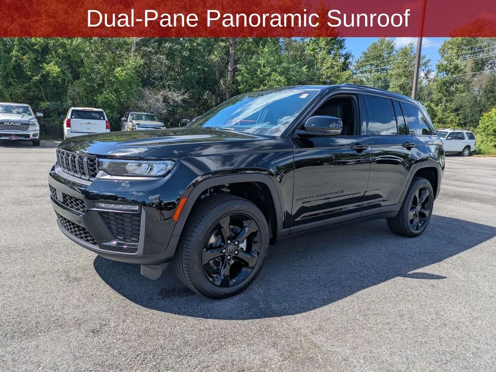 New 2027 High-Gloss Black Paint Jeep Limited image 10