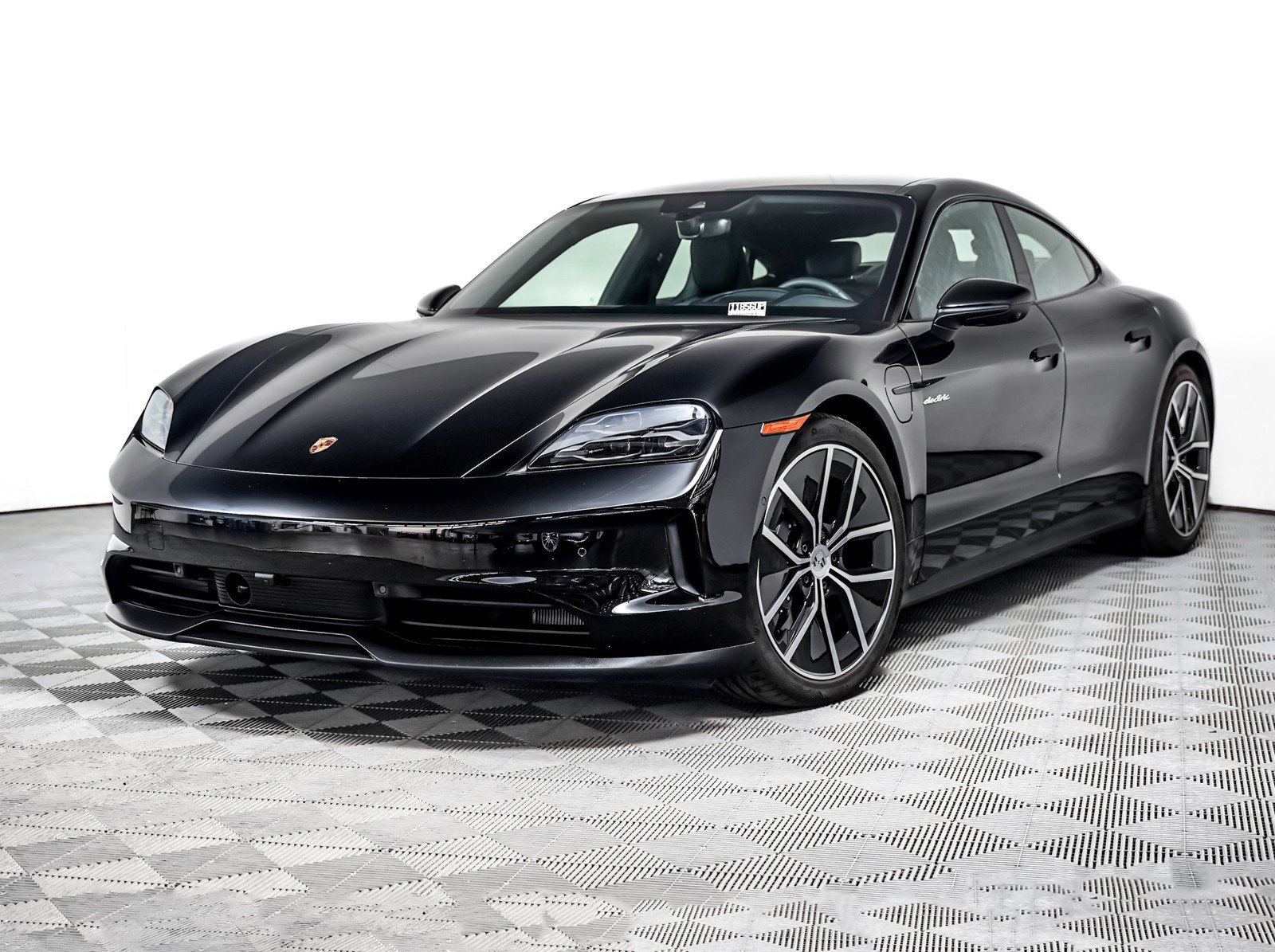 2025 Porsche Taycan -'s photo