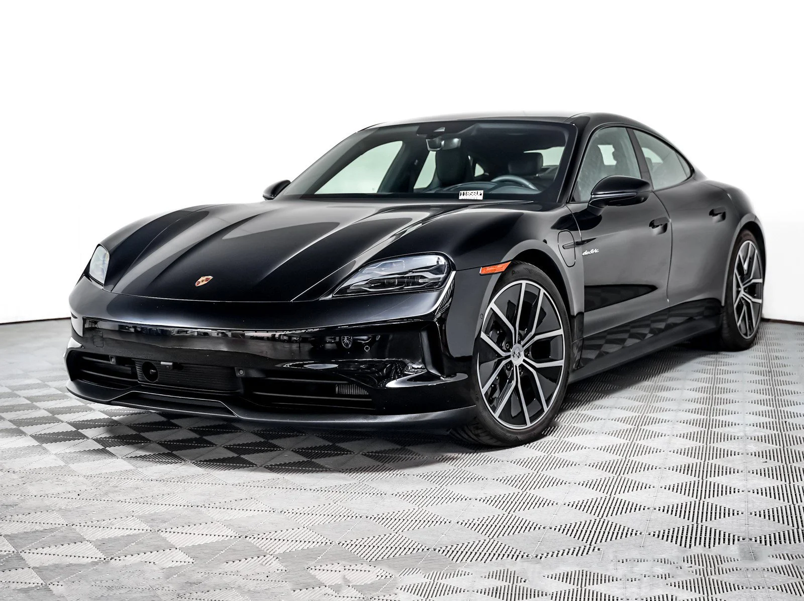 2025 Porsche Taycan -'s photo