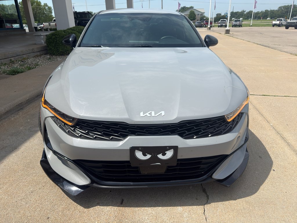 Used 2023 Wolf Gray Kia GT-Line image 3