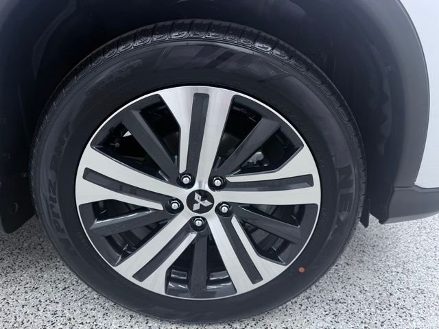 2025 Mitsubishi Outlander Sport ES - Photo 10