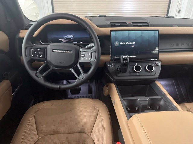 New 2026 Santorini Black Land Rover S image 17