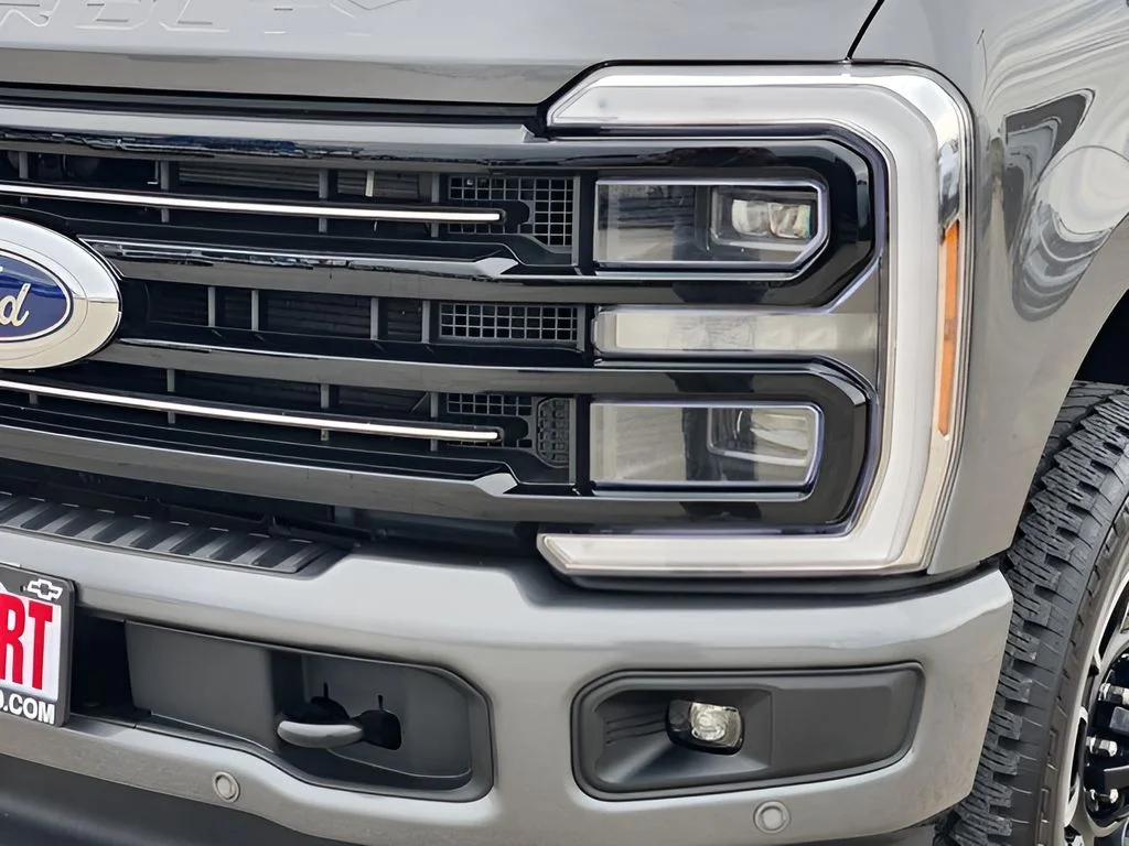 Used 2025 Gray Ford Platinum image 8