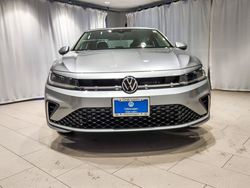 New 2027 Pyrite Silver Metallic Volkswagen 1.5T S image 2
