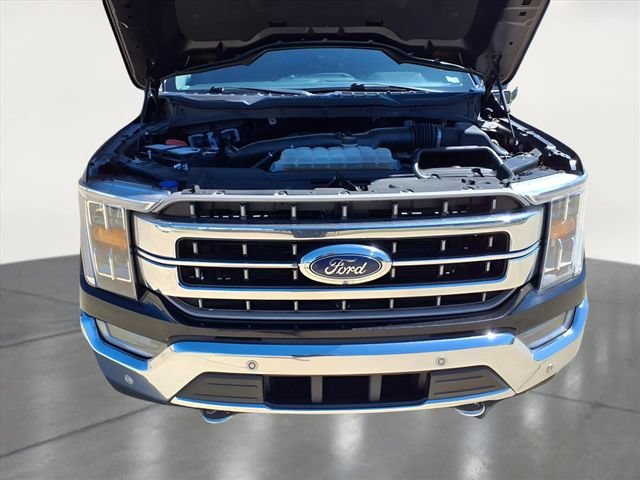 Used 2022 Black Ford LARIAT image 32