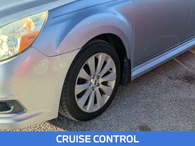 Used 2012 Silver Subaru 2.5i image 6