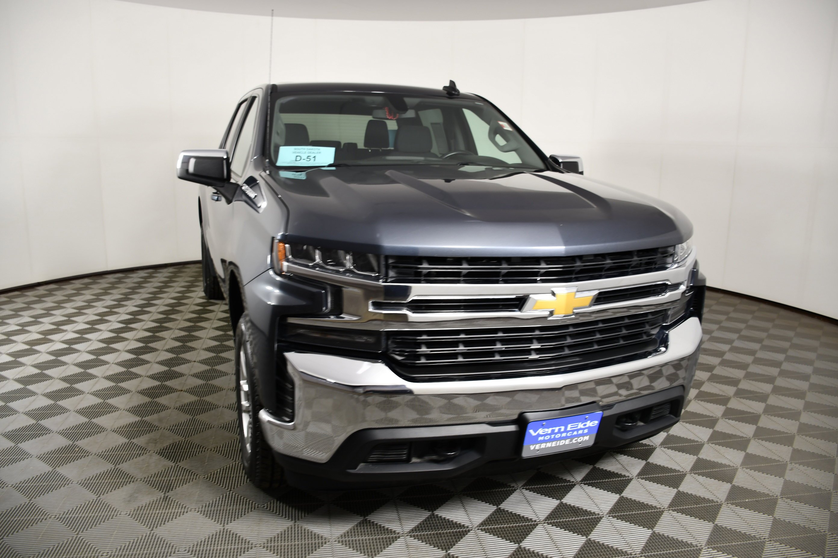 2022 Chevrolet Silverado 1500 LT - Photo 3