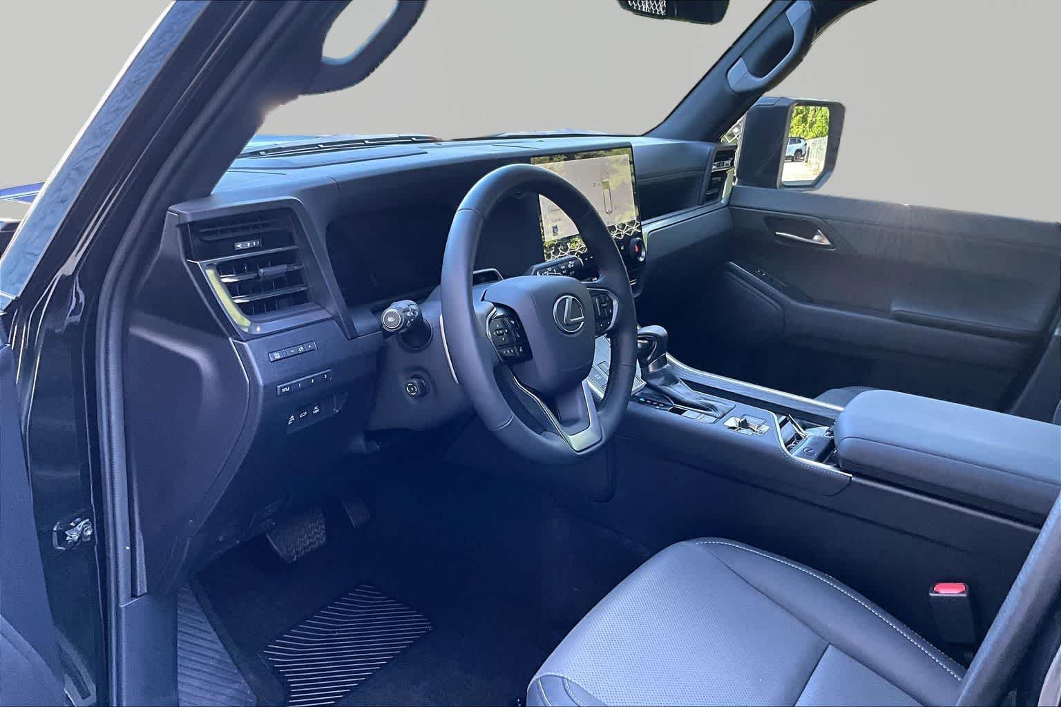 Used 2025 Caviar Lexus Premium+ image 18