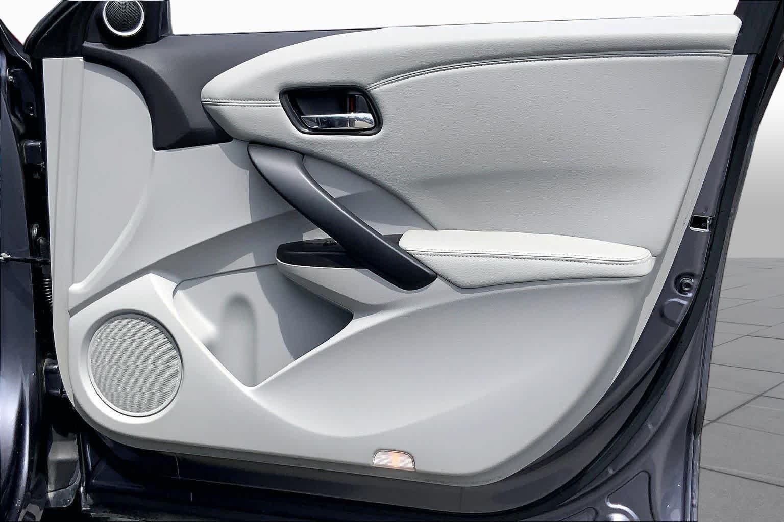 Used 2018 Modern Steel Metallic Acura w/Advance Pkg image 23