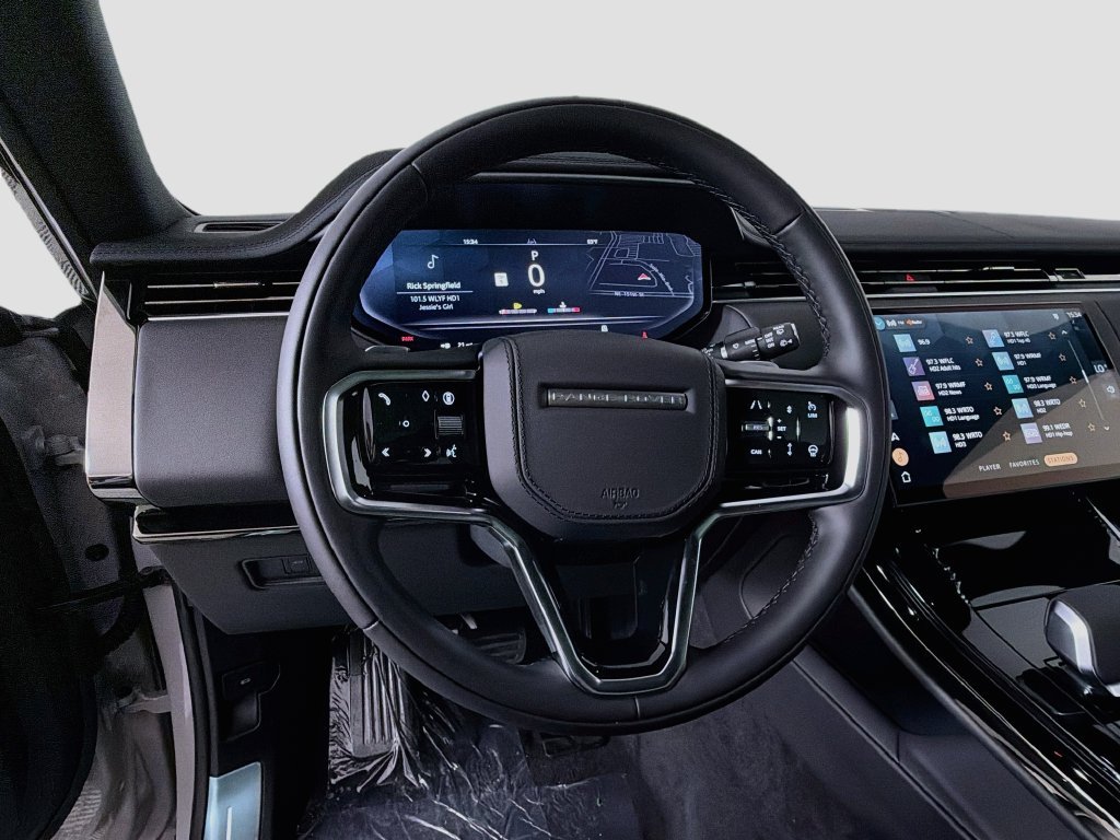 New 2027 Borasco Grey Land Rover  SE P360 image 11