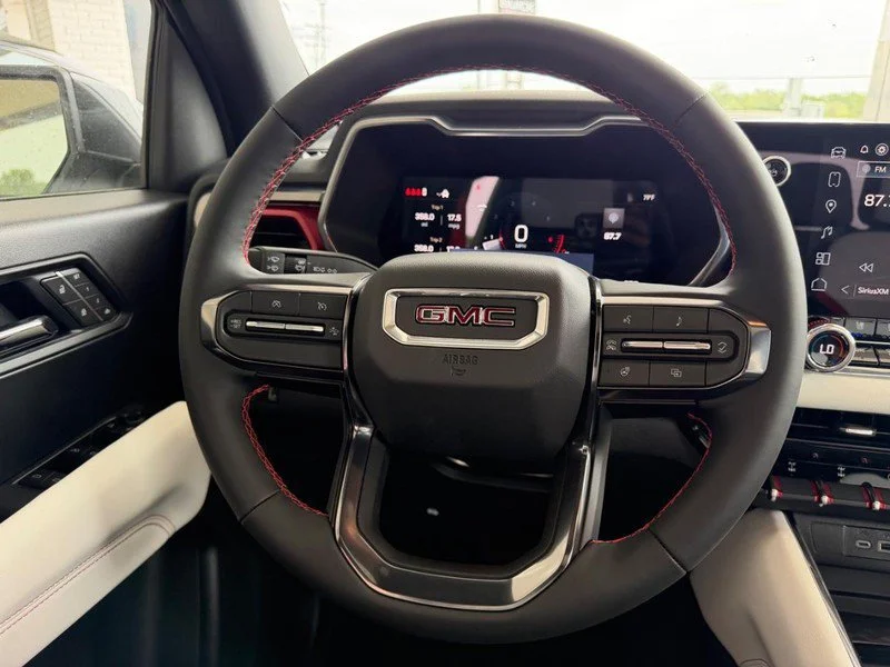 2026 GMC Canyon AT4X - Photo 9