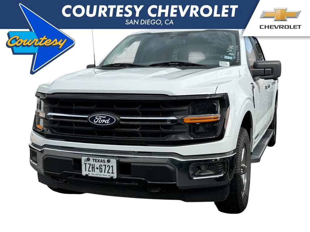 Used 2024 White Ford XLT image 1