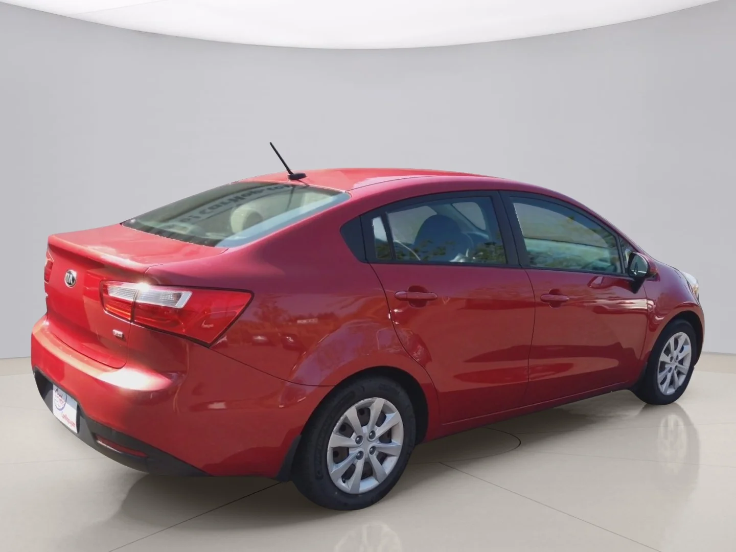 Used 2014 Red Kia LX image 5