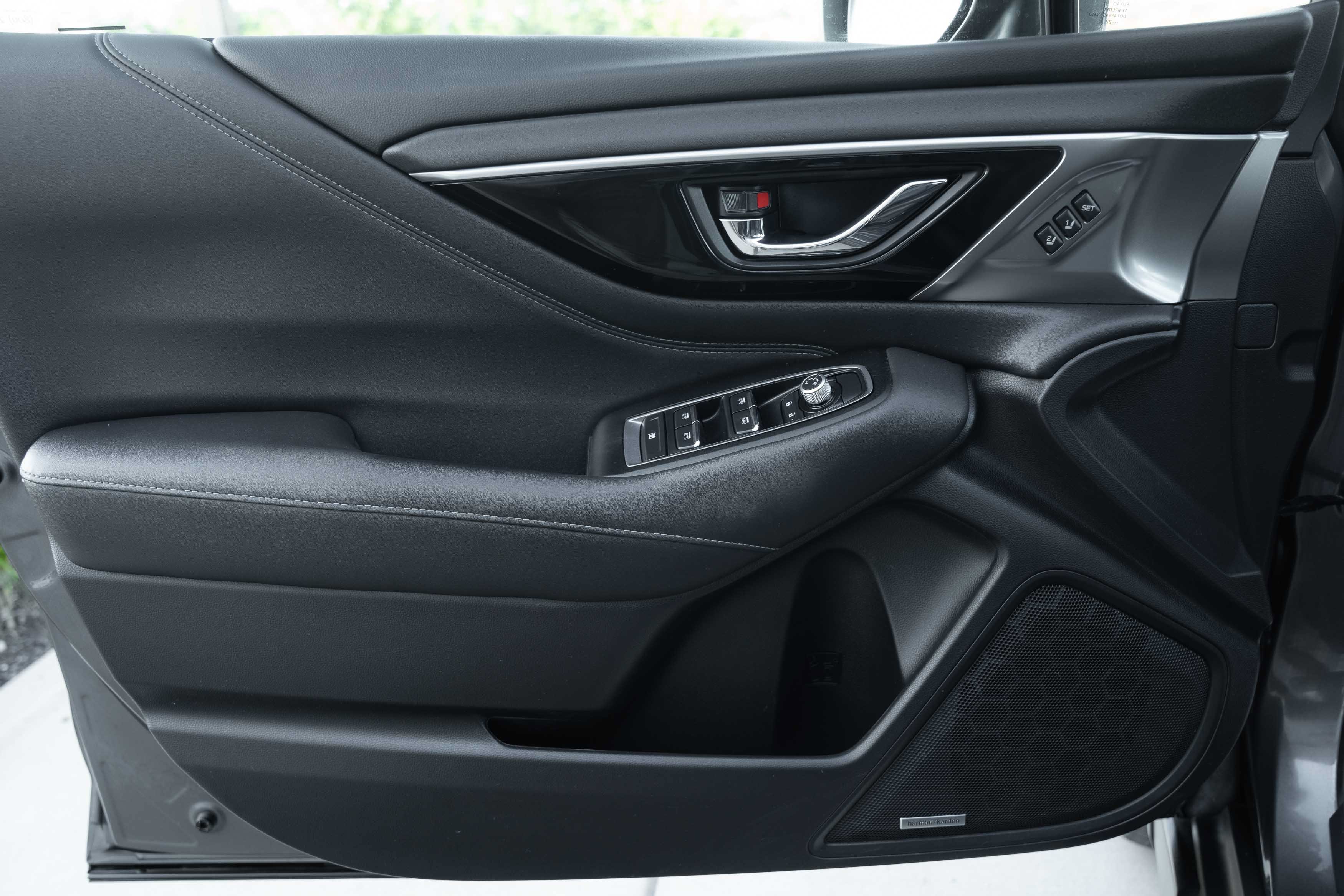 Used 2023 Magnetite Gray Metallic Subaru Limited image 16
