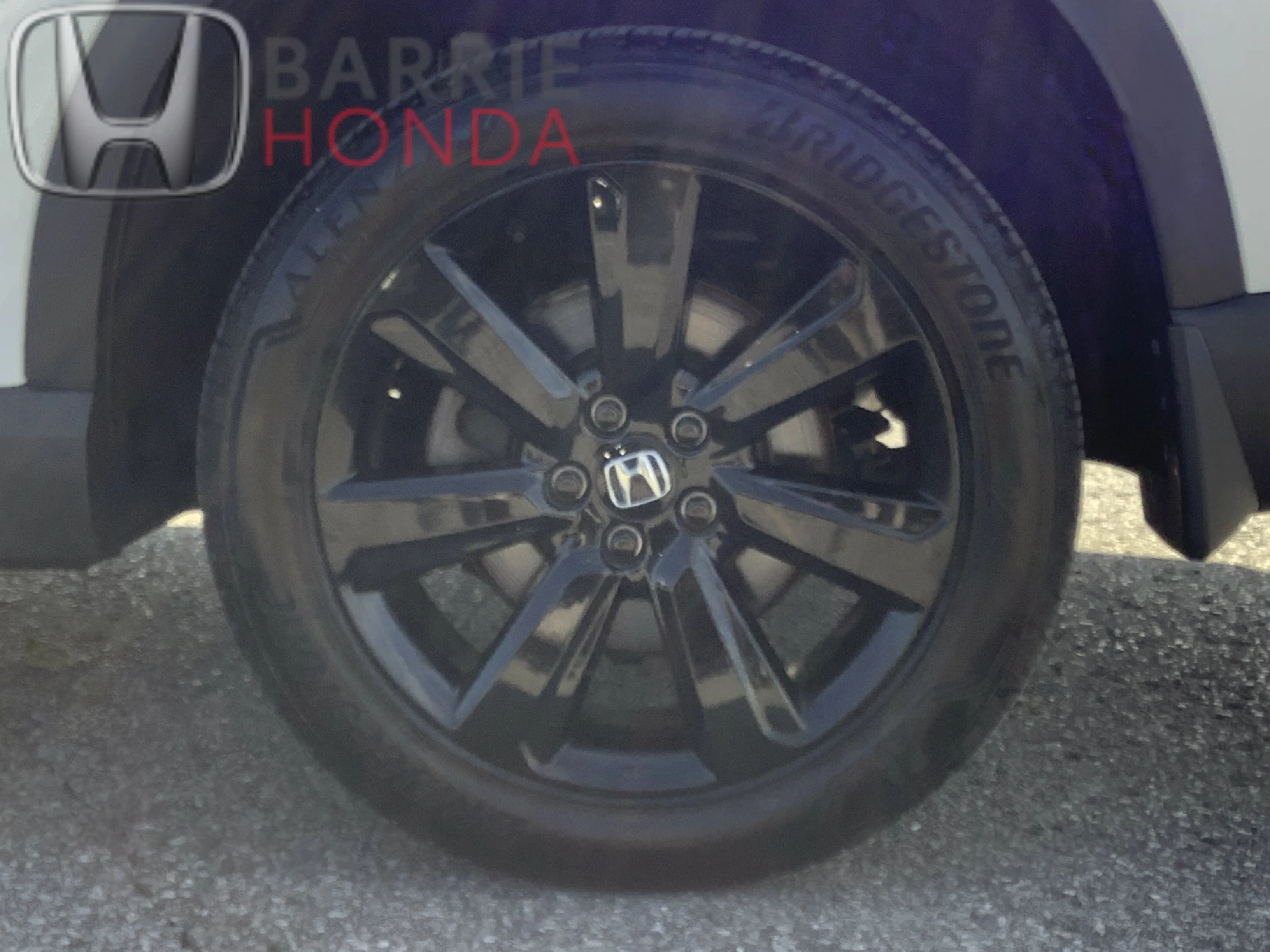 Used 2024 PLATINUM WHITE PEARL Honda Black Edition image 24