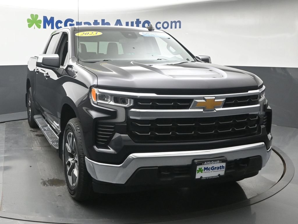 Used 2023 Gray Chevrolet LT image 5