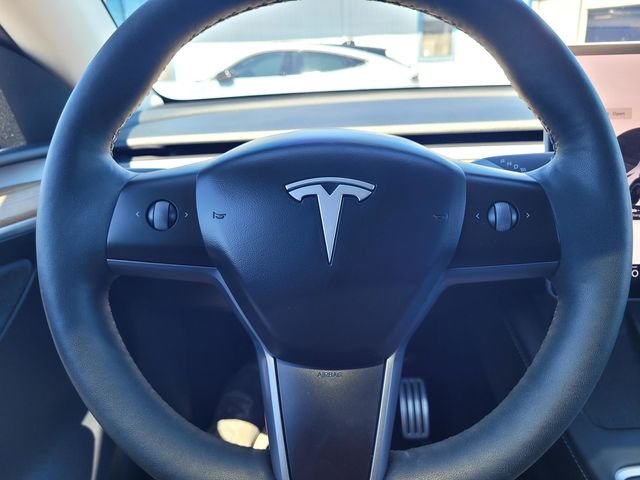 Used 2023  Tesla Performance image 25