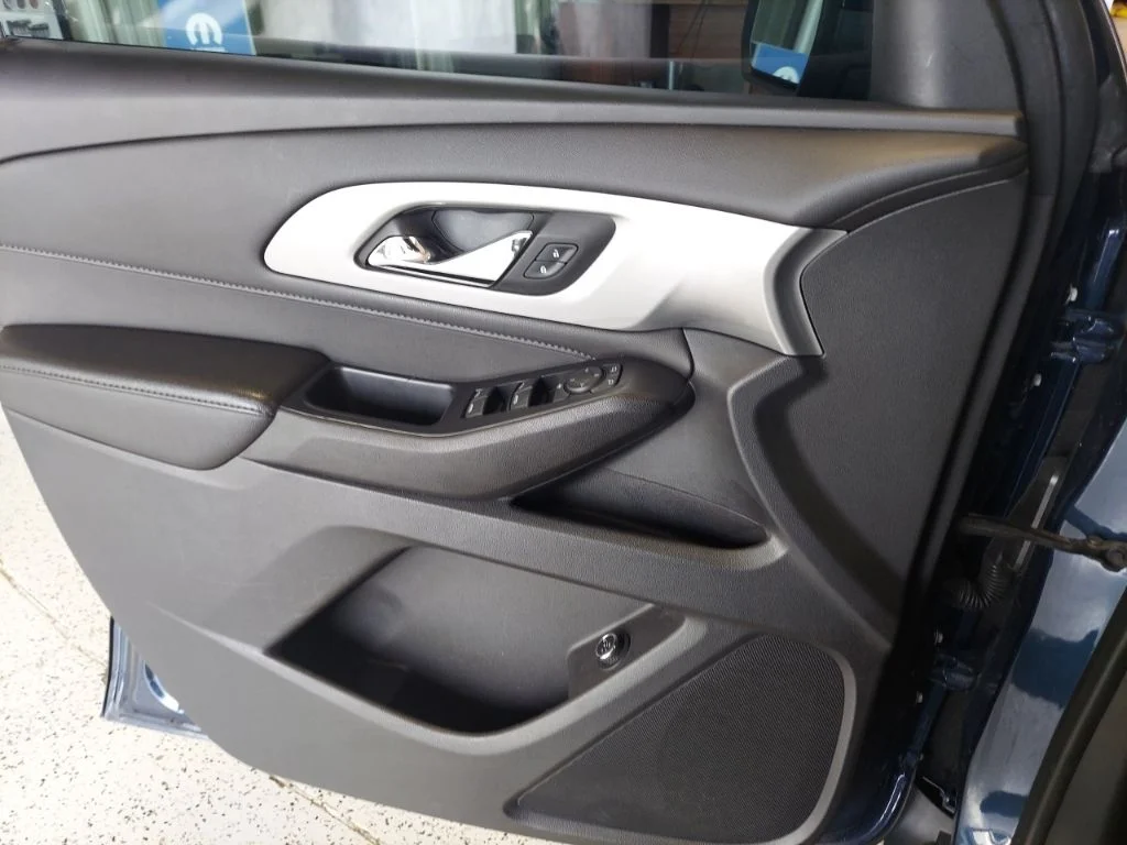 Used 2022 Blue Chevrolet LT image 15