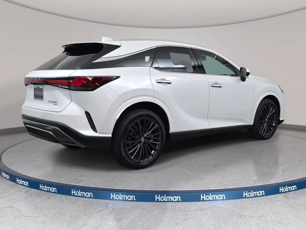 New 2026 Eminent White Pearl Lexus PREMIUM image 5