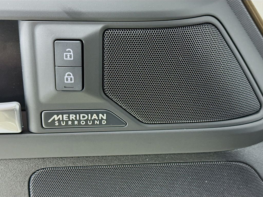 New 2026 Gondwana Stone Land Rover X-Dynamic SE image 20