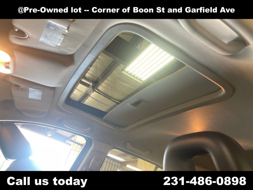 Used 2009 Black Jeep Sport image 13