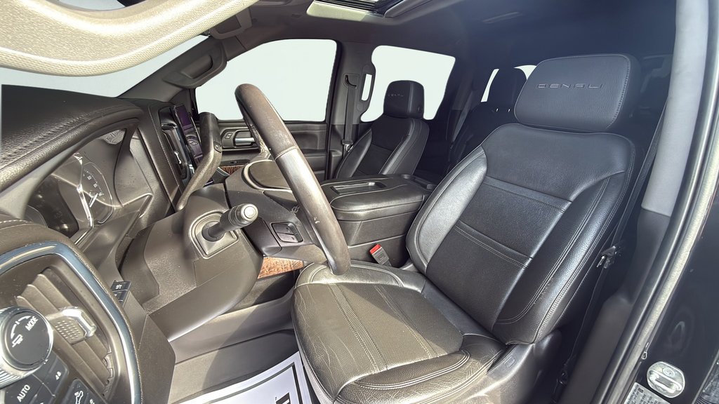 Used 2021 CARBON BLACK METALLIC GMC Denali image 37