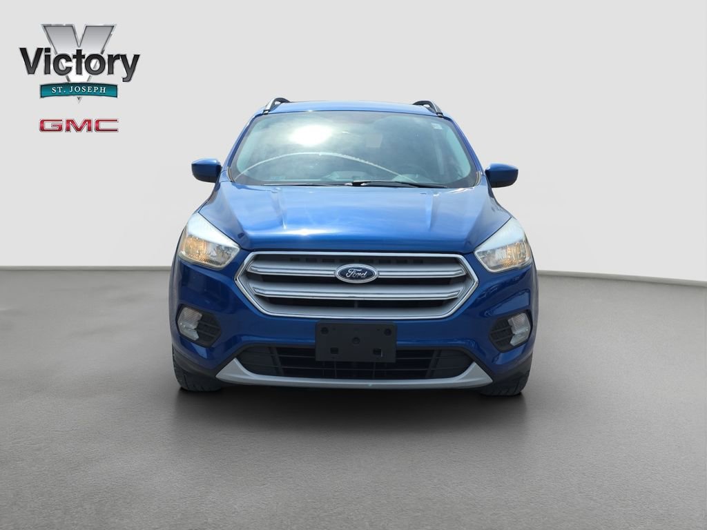 Used 2018 Ford Escape SE with VIN 1FMCU9GD0JUB12429 for sale in Kansas City