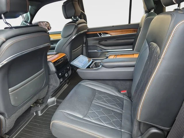 Used 2023 Gray Jeep Series III image 17
