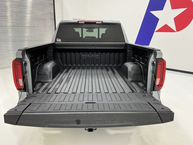 2026 GMC Sierra 1500 SLT - Photo 7
