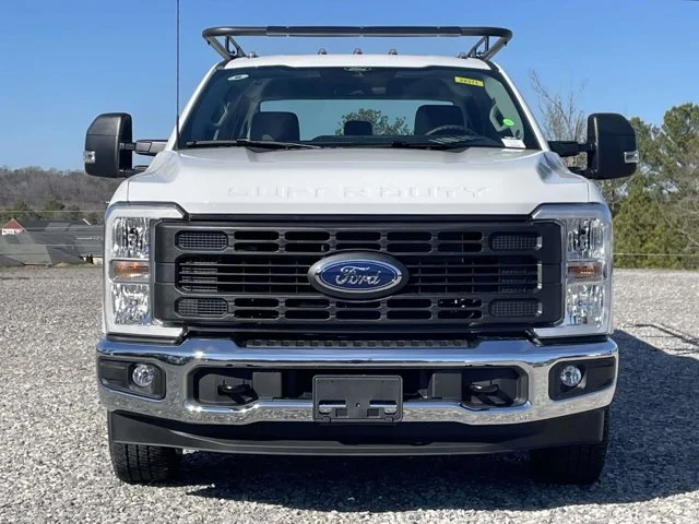 New 2026 Oxford White Ford XL image 17