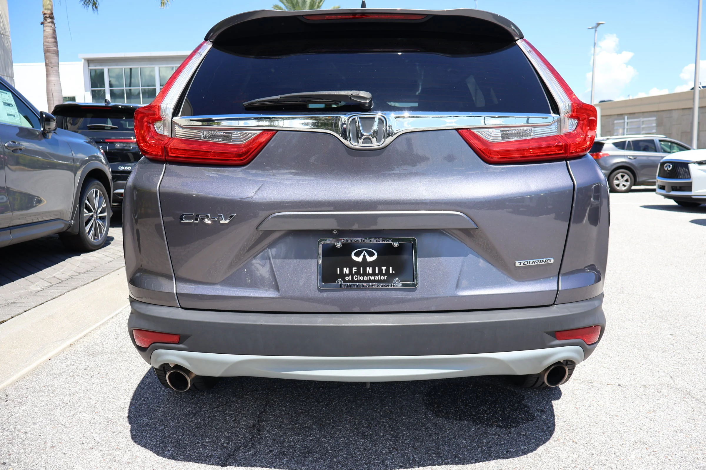 Used 2018 Modern Steel Metallic Honda Touring image 8
