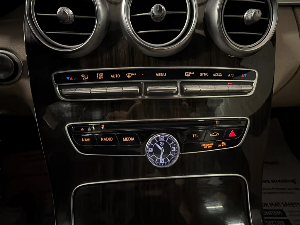 Used 2018 White Mercedes-Benz C 300 image 28