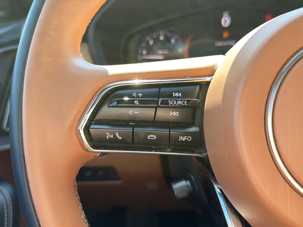Used 2025 Beige Mazda 3.3 Turbo S Premium Plus image 9