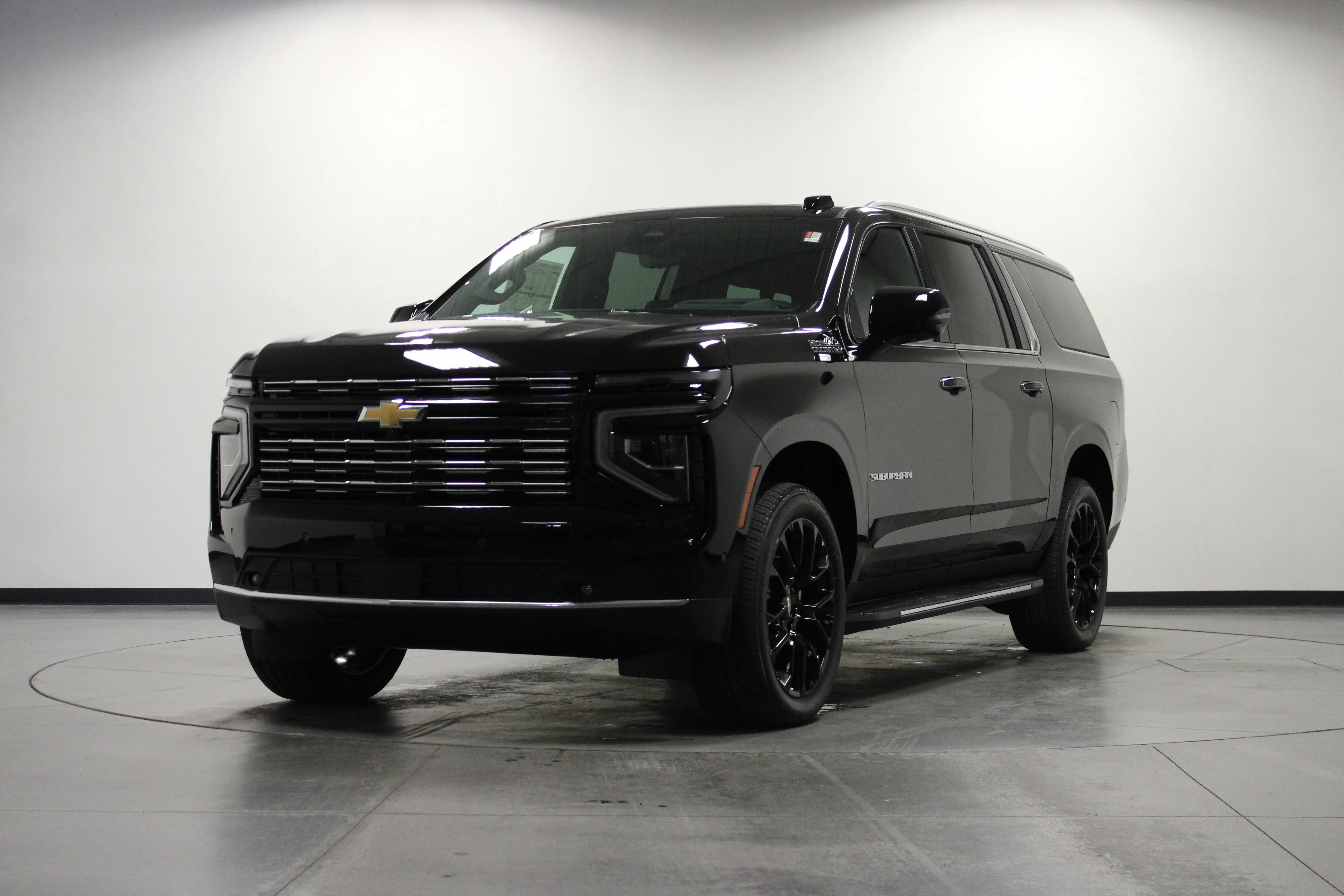 2026 Chevrolet Suburban High Country - Photo 8